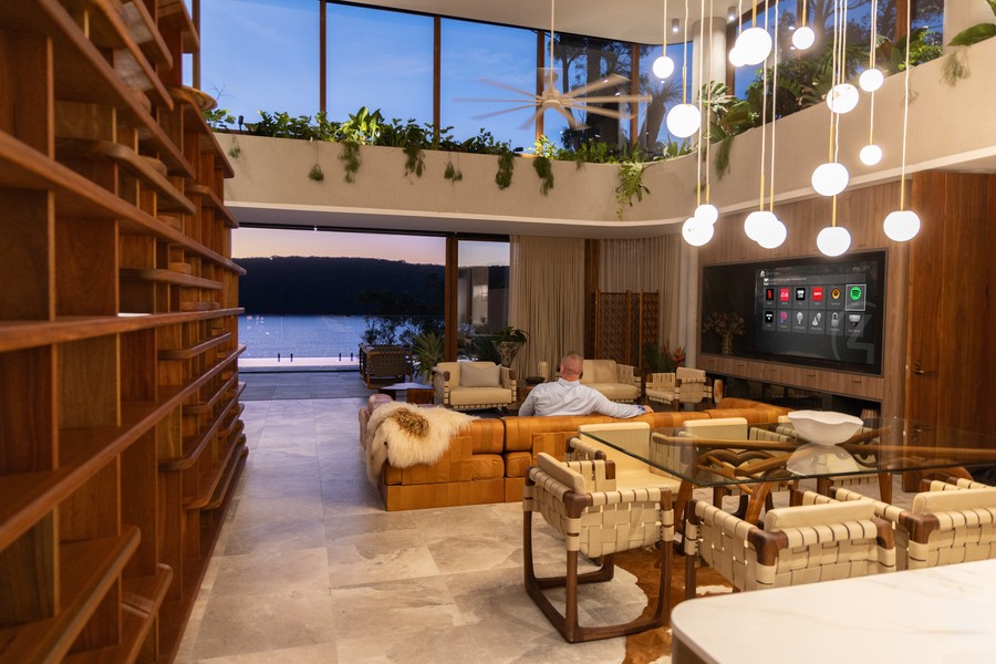 what-makes-a-luxury-smart-home-feel-effortless