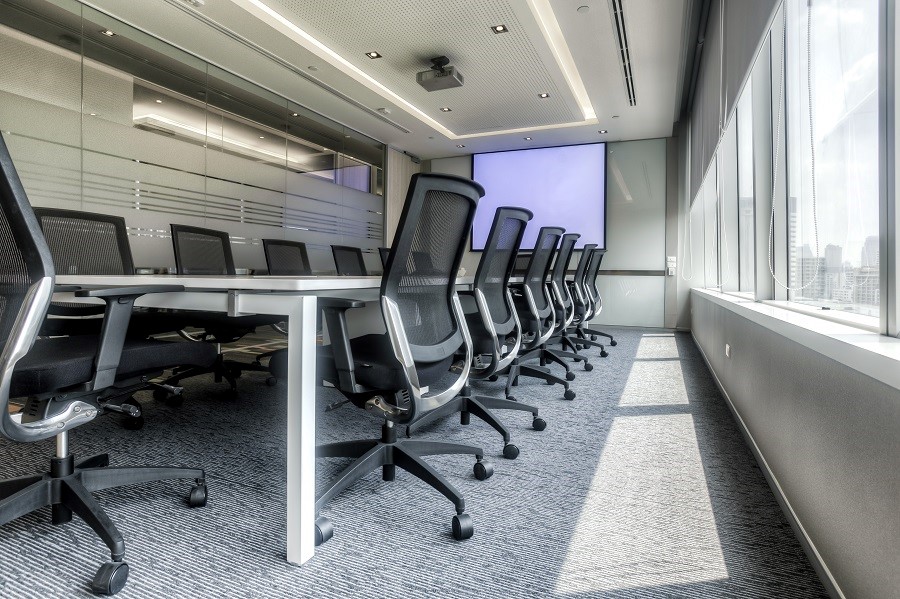 3 Signs You Need to Invest in a Commercial Surveillance System Now